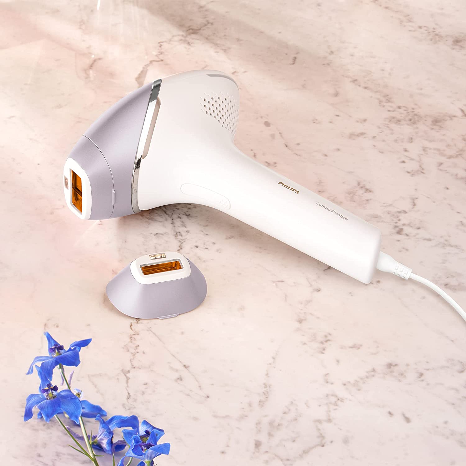Philips Lumea IPL 8000 Series, corded with 4 attachments for Body